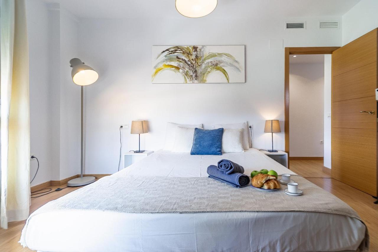 Modern Beach Apartment Valparaiso With Parking Malaga Exterior photo